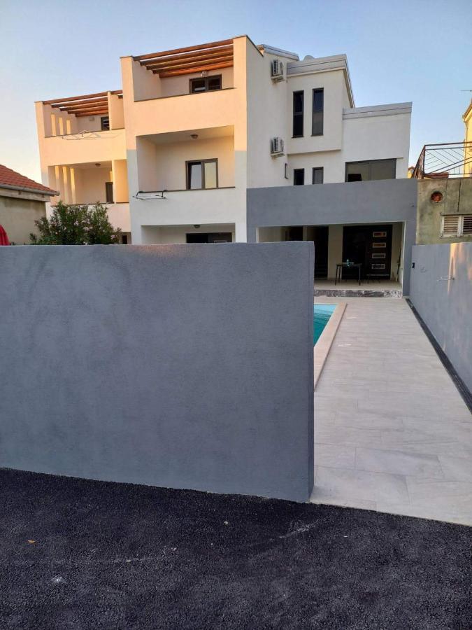 Apartments Star With Pool Биоград на Мору Екстериор снимка